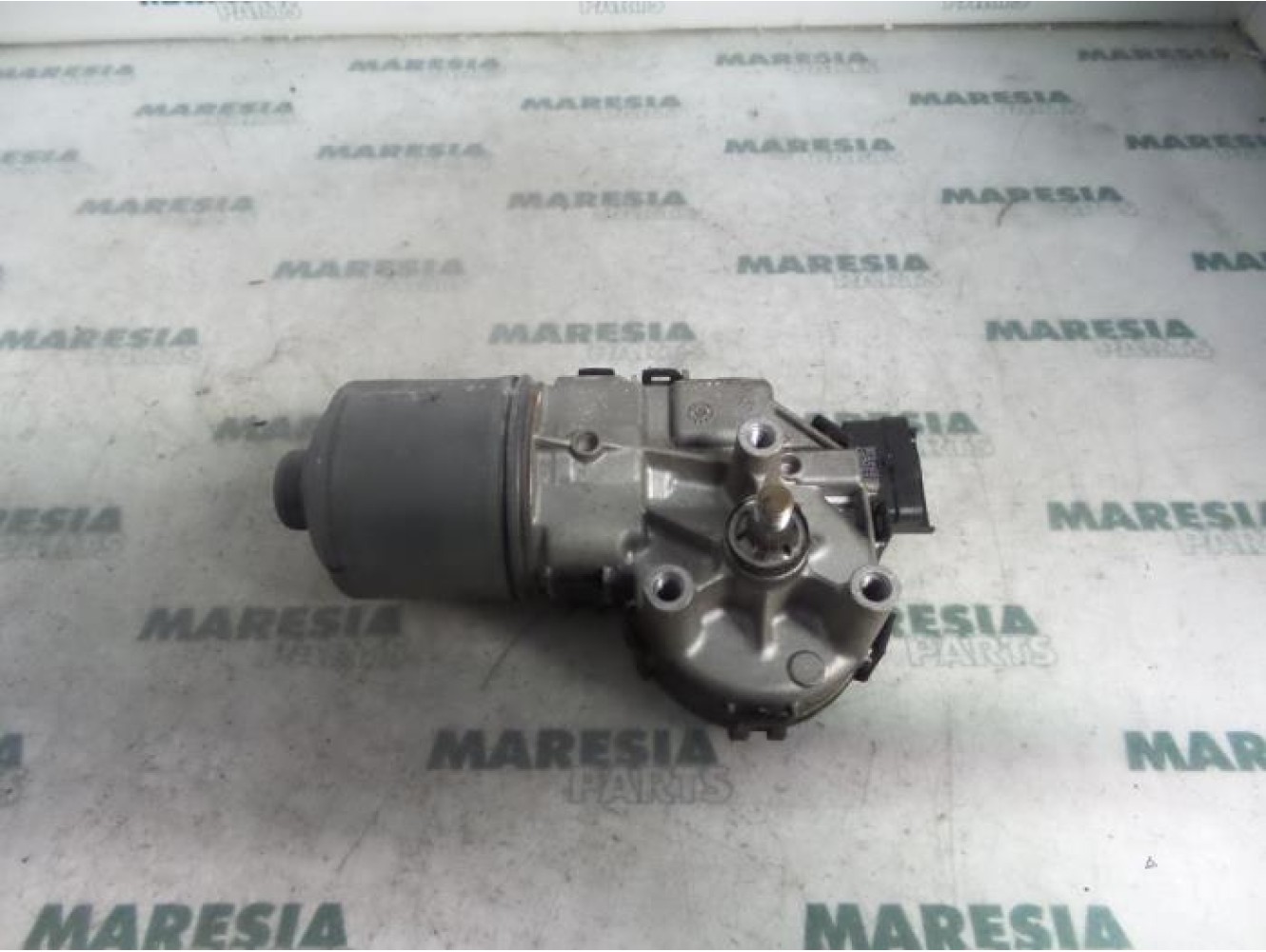 Peugeot - 206 - Front wiper motor