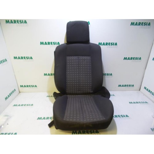 Renault - Megane - Stoel Bekleding rechts