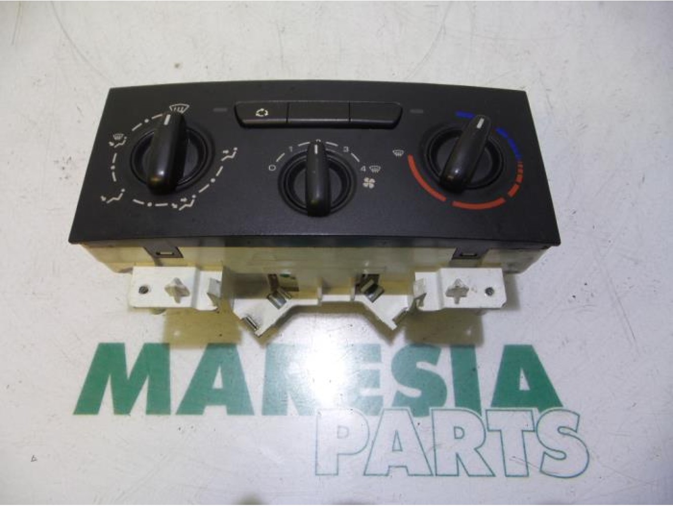 Peugeot - Expert - Heater control panel