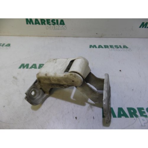 Peugeot - Expert - Tailgate hinge