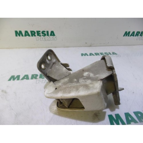 Peugeot - Expert - Tailgate hinge