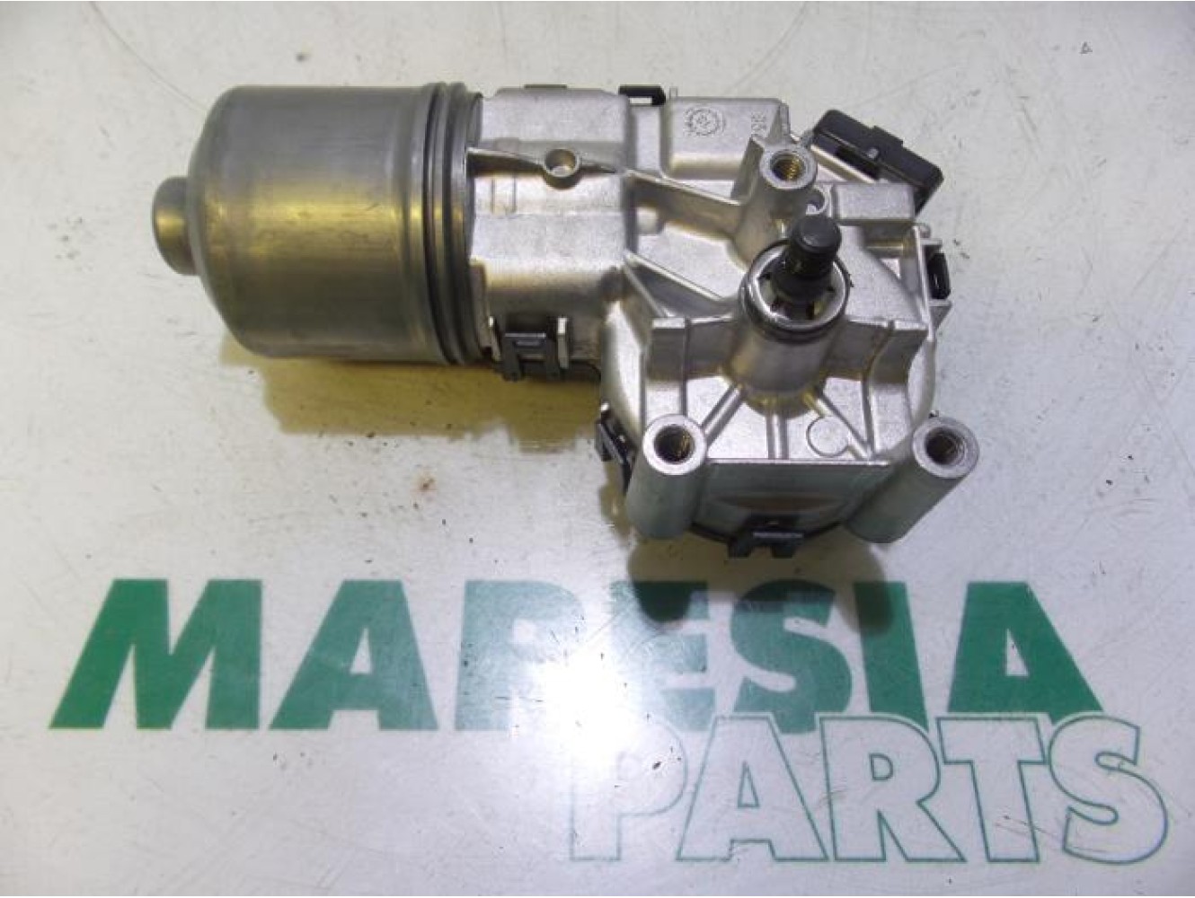 Peugeot - Partner - Front wiper motor