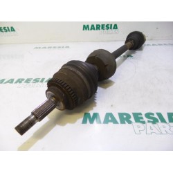 Renault - Megane Scenic - Front drive shaft, right