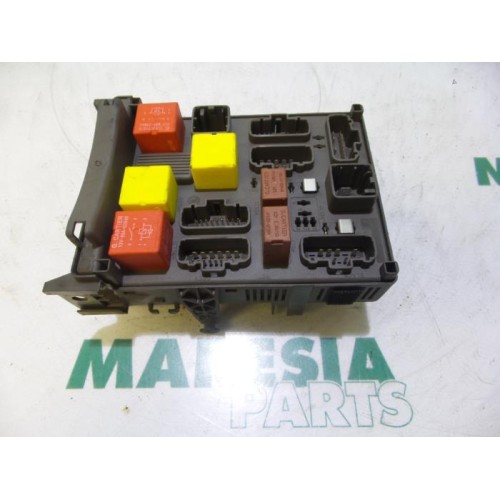 Renault - Espace - Fuse box