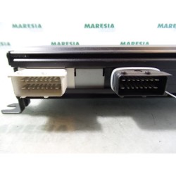 Peugeot - 607 - Radio amplifier