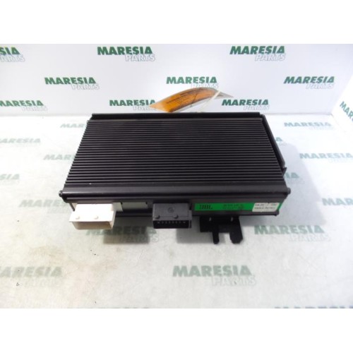 Peugeot - 407 - Radio amplifier
