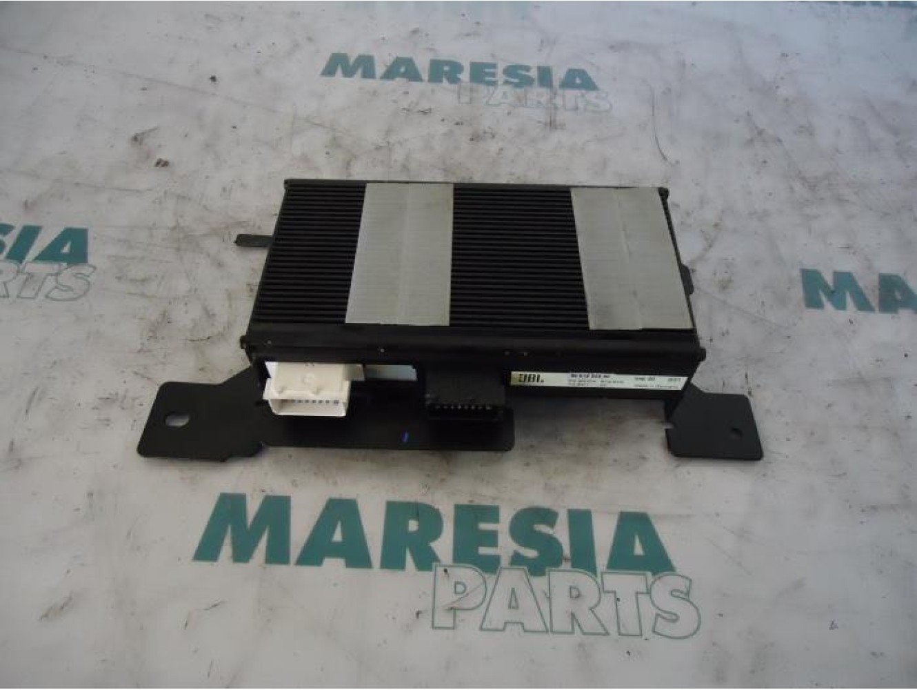 Citroen - C4 - Radio amplifier