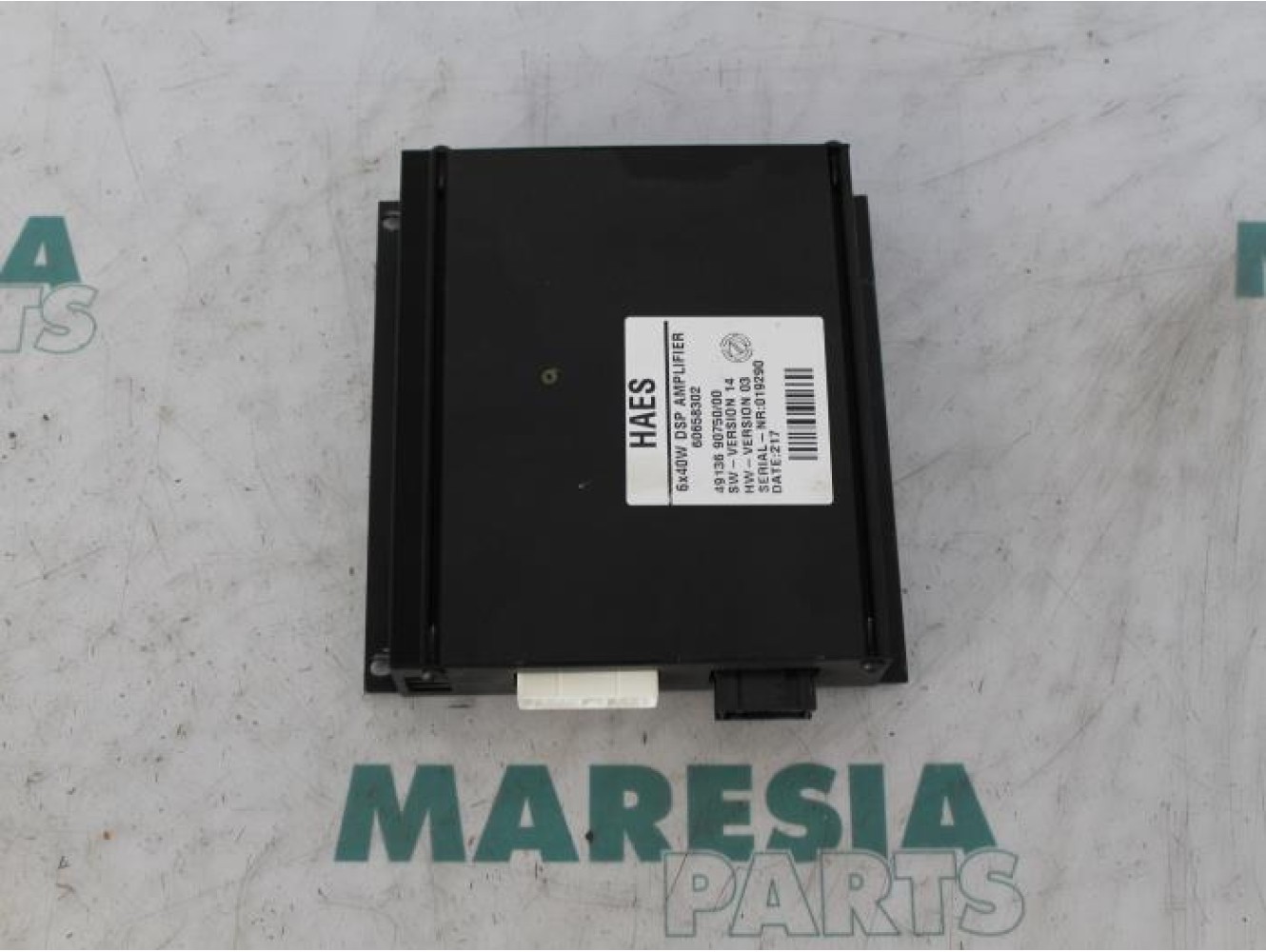 Alfa Romeo - 166 - Radio amplifier