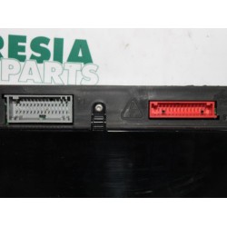 Renault - Megane Scenic - Instrumentenpaneel