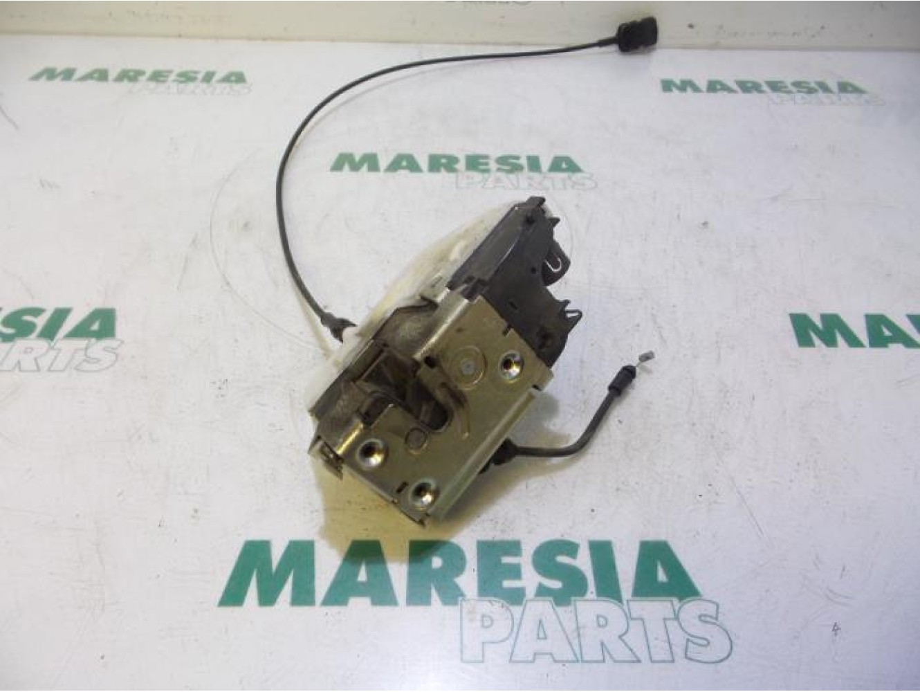Renault - Megane - Door lock mechanism 2-door, right