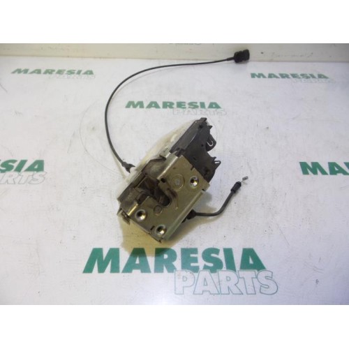 Renault - Megane - Door lock mechanism 2-door, right