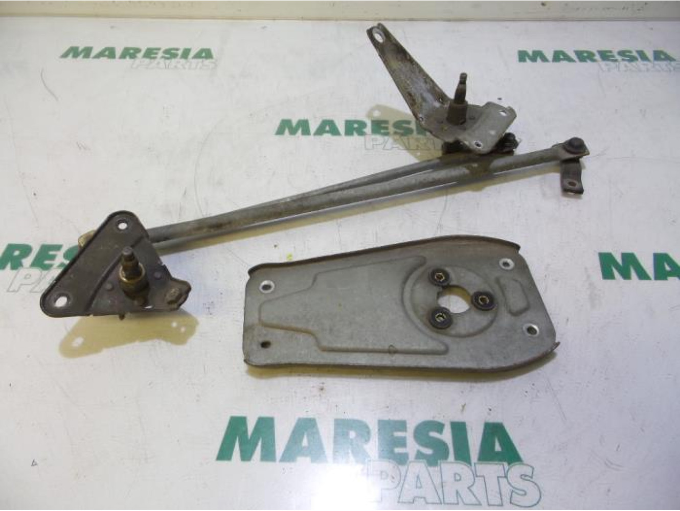Peugeot - Partner - Wiper mechanism