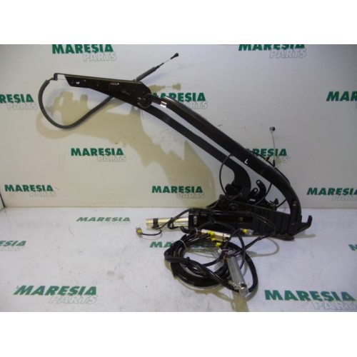 Renault - Megane - Cabriodak Bediening