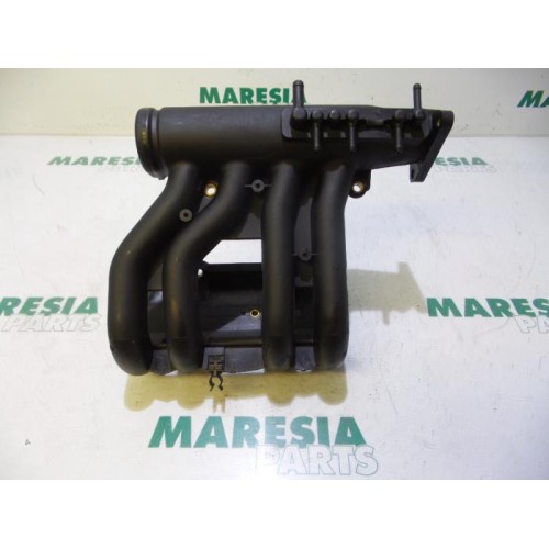 Renault - Twingo - Intake manifold