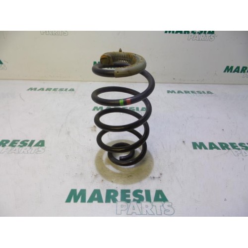 Renault - Clio - Rear coil spring