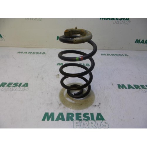 Renault - Clio - Rear coil spring