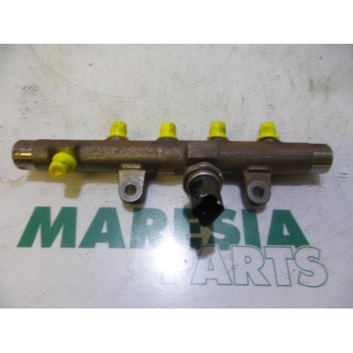 Renault - Megane - Fuel injector nozzle