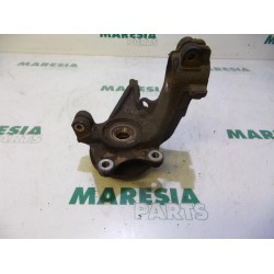 Peugeot - 206 - Knuckle, front left