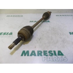 Renault - Clio - Front drive shaft, left