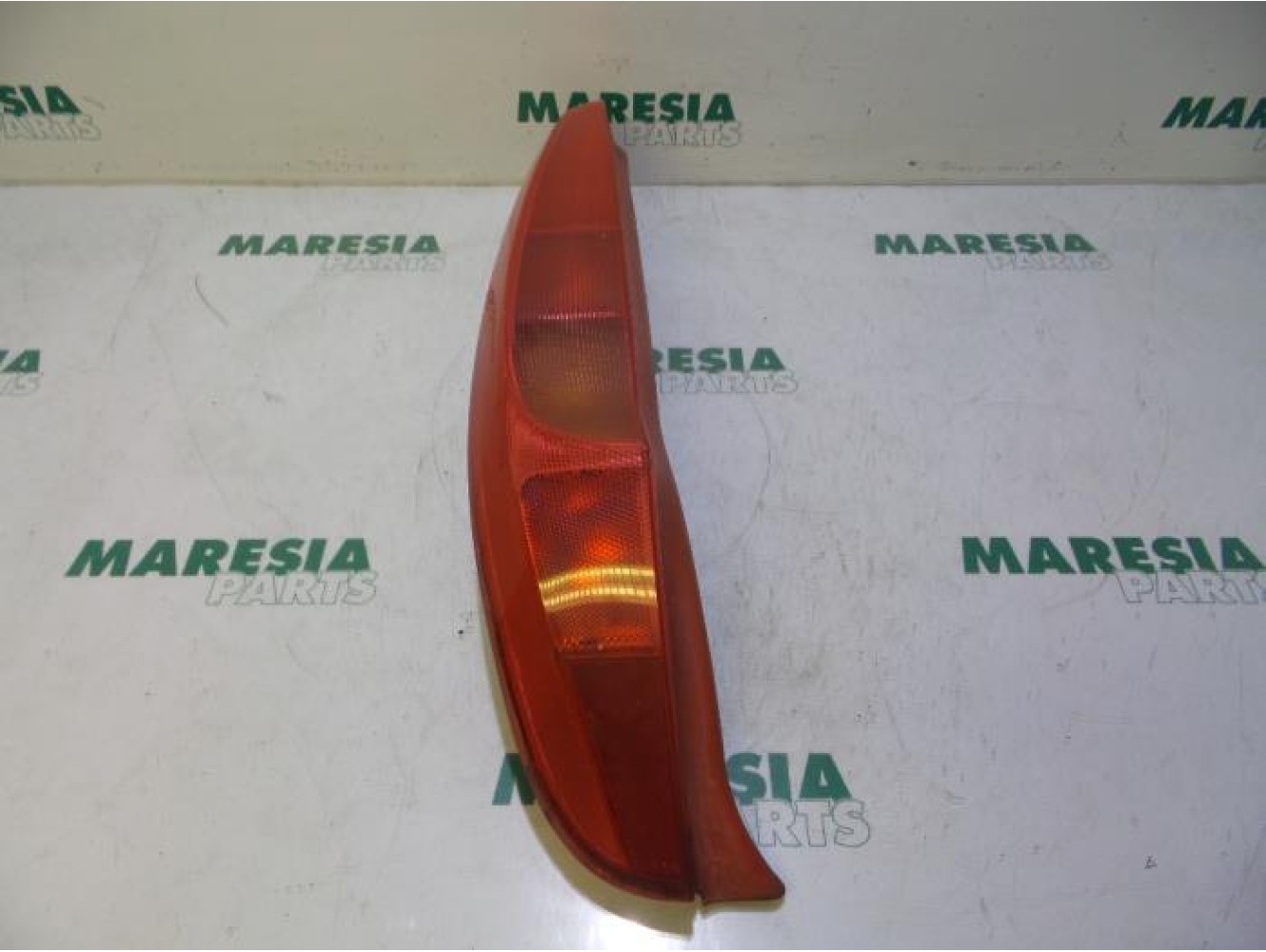 Fiat - Punto - Achterlicht links