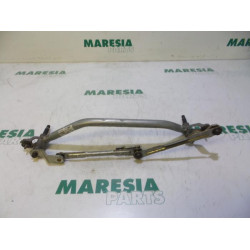 Peugeot - 207 - Wiper mechanism