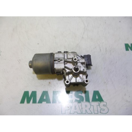 Peugeot - 207 - Front wiper motor