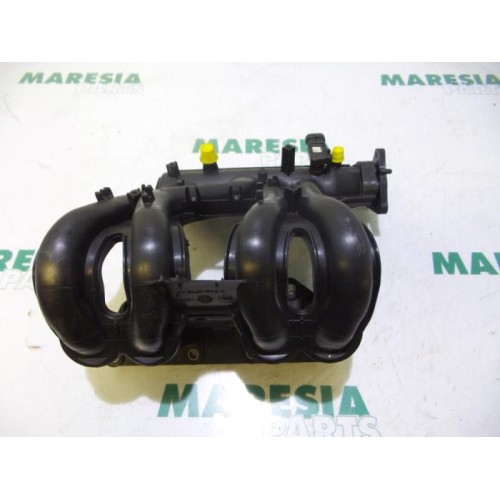 Renault - Twingo - Intake manifold