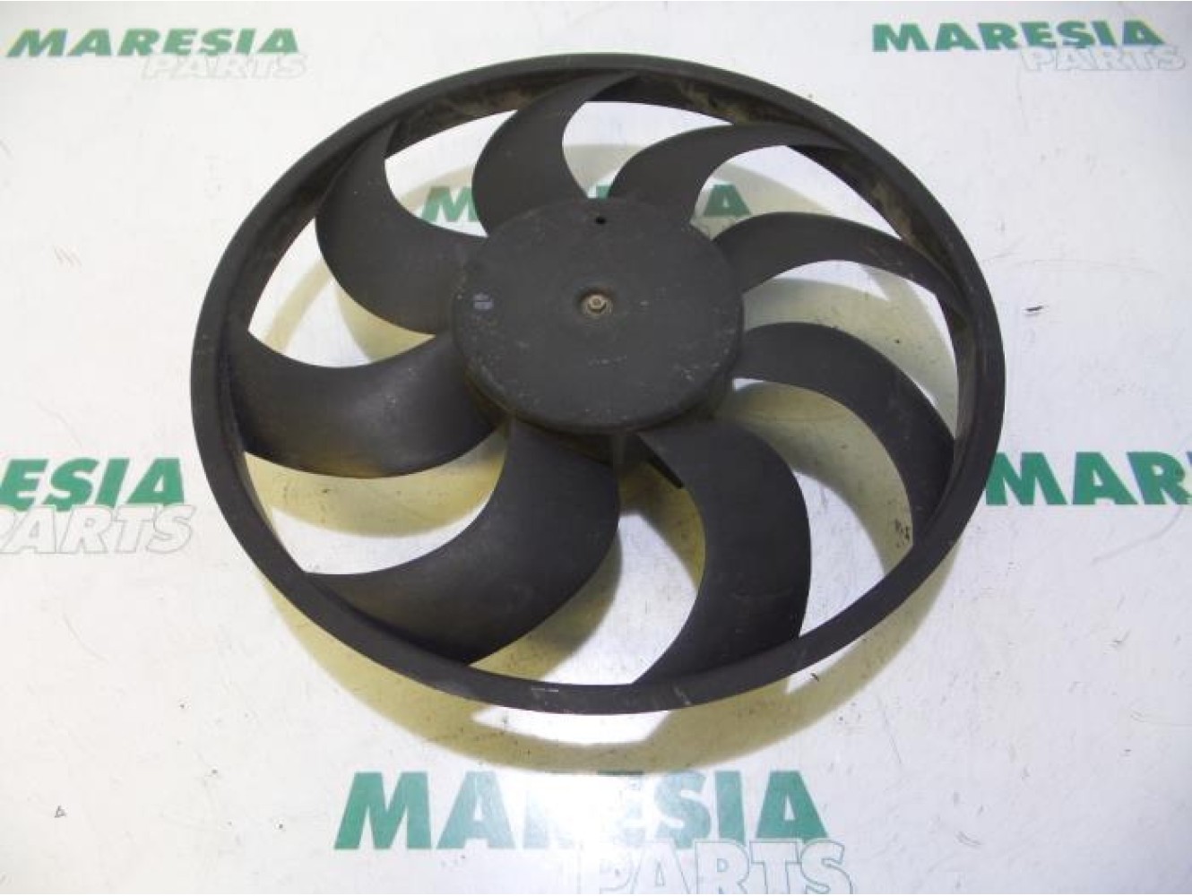 Fiat - Punto - Fan motor