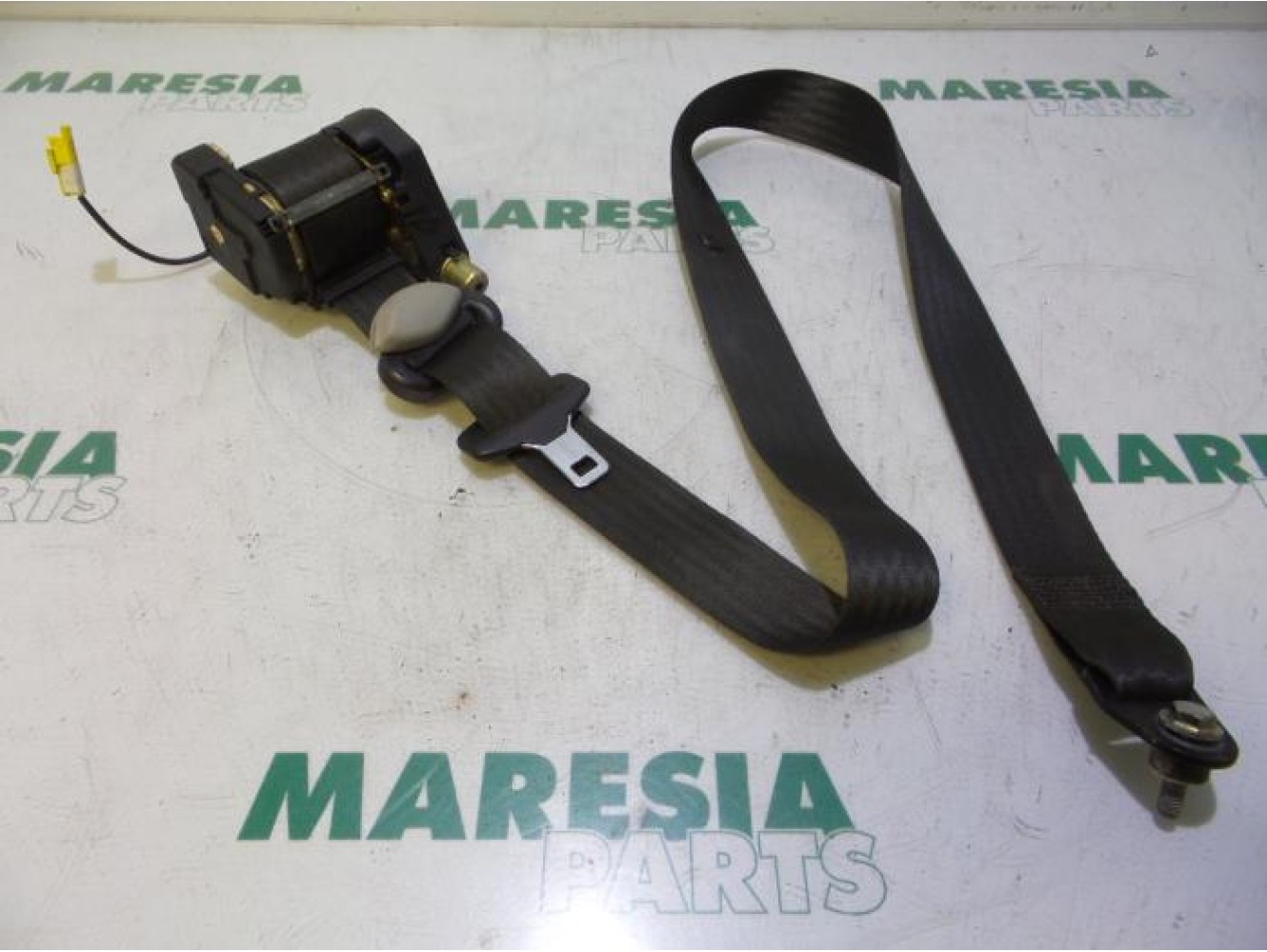 Fiat - Panda - Front seatbelt, right