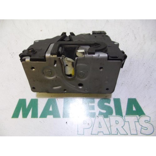 Fiat - Punto - Rear door mechanism 4-door, right