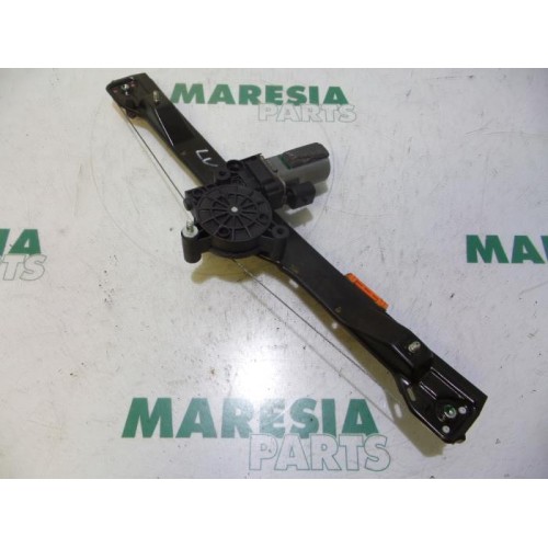 Fiat - Punto - Window mechanism 4-door, front left