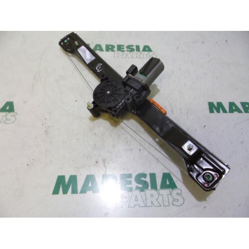 Fiat - Punto - Window mechanism 4-door, front right