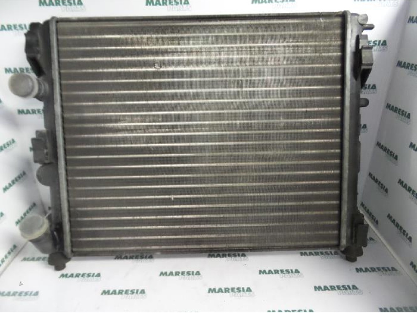 Renault - Clio - Radiateur