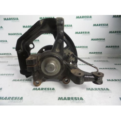 Renault - Twingo - Knuckle, front right