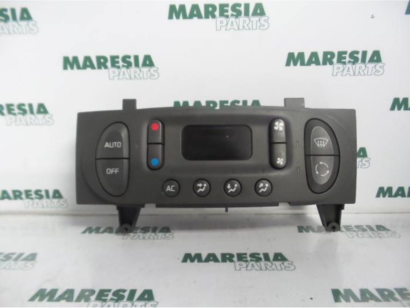 Renault - Megane Scenic - Panneau de commandes chauffage