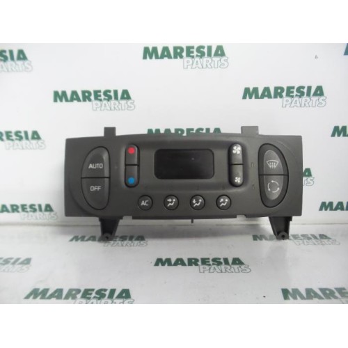 Renault - Megane Scenic - Heater control panel