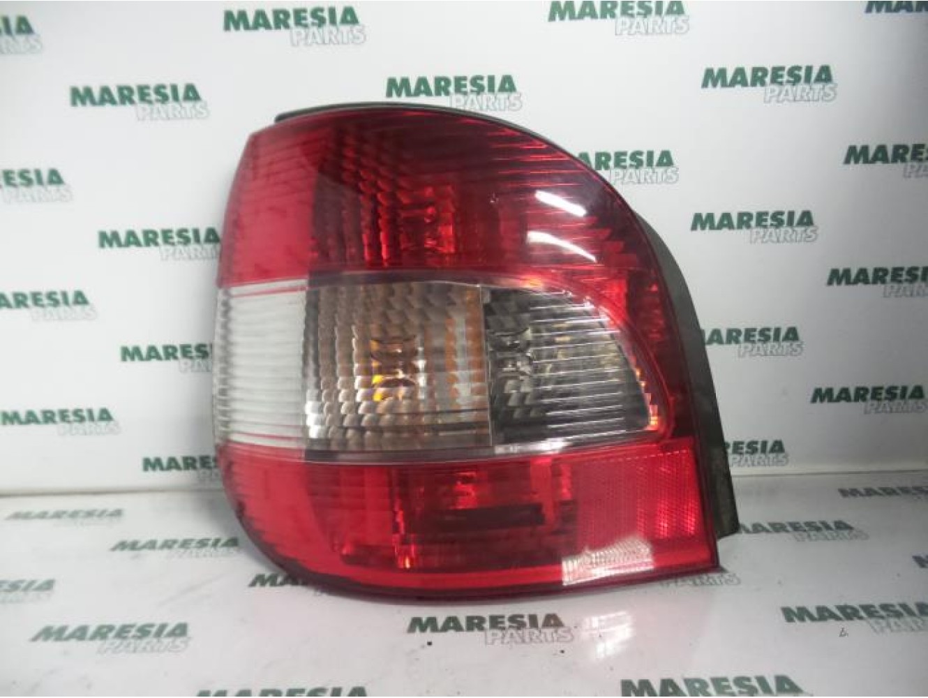 Renault - Megane Scenic - Achterlicht links