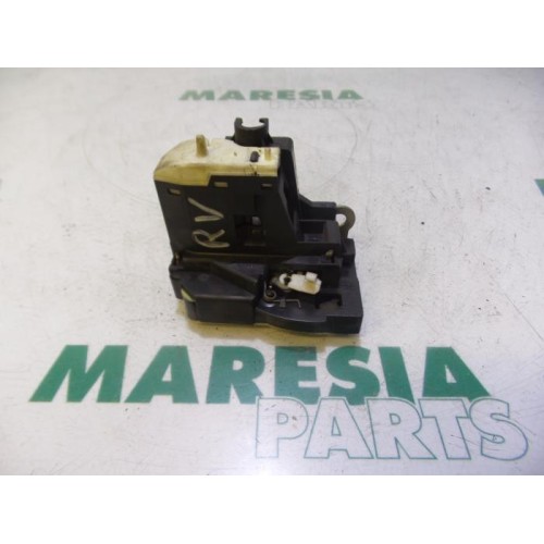 Renault - Clio - Front door lock mechanism 4-door, right