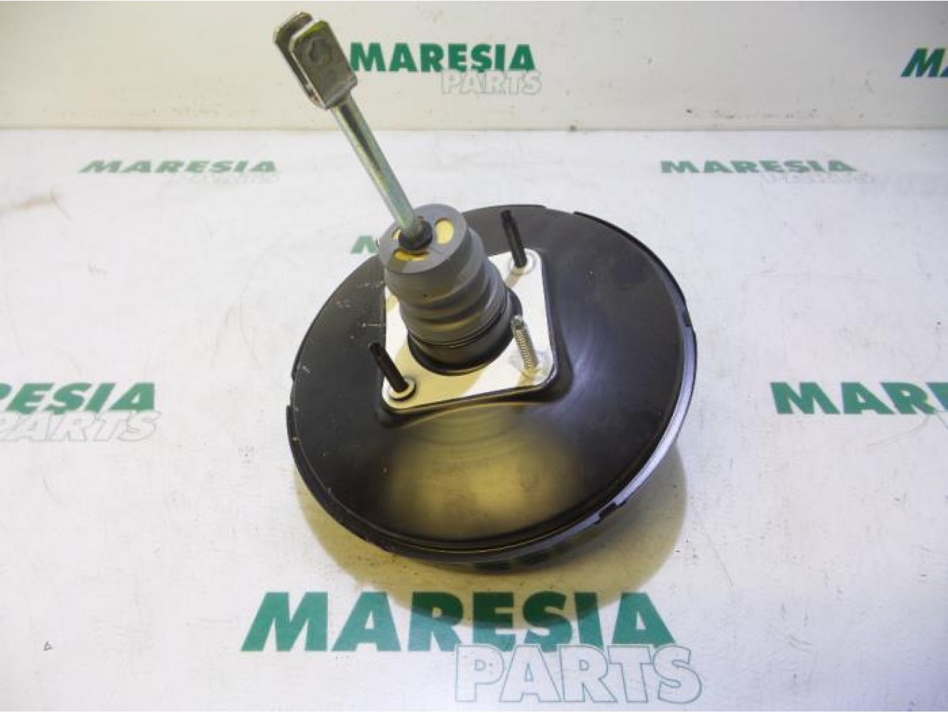 Renault - Twingo - Brake servo