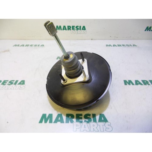 Renault - Twingo - Brake servo