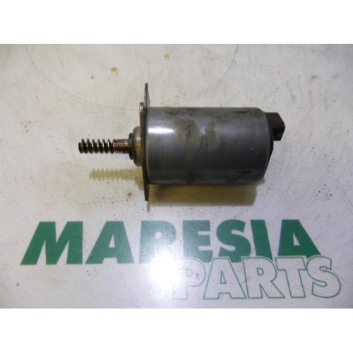 Peugeot - 5008 - Camshaft adjuster