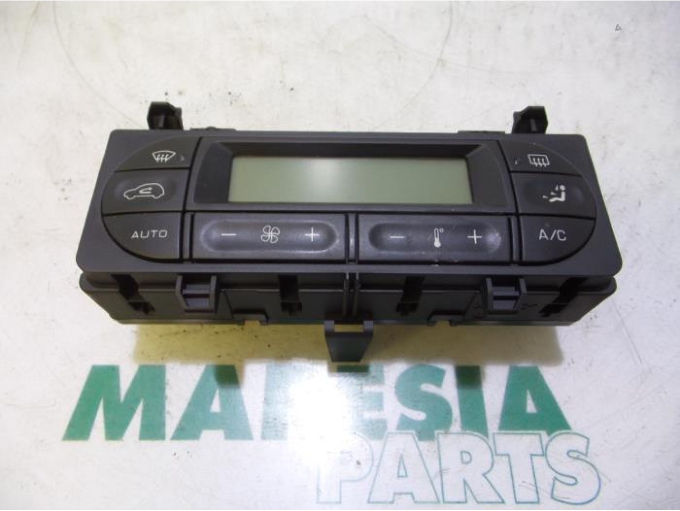 Citroen - C3 - Heater control panel