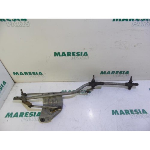Renault - Megane Scenic - Wiper mechanism
