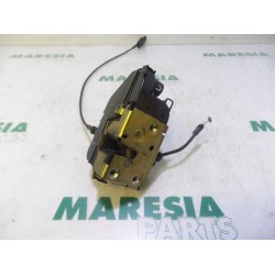 Renault - Megane Scenic - Front door lock mechanism 4-door, right