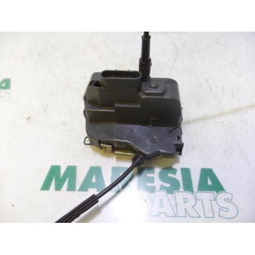Renault - Megane Scenic - Rear door mechanism 4-door, right