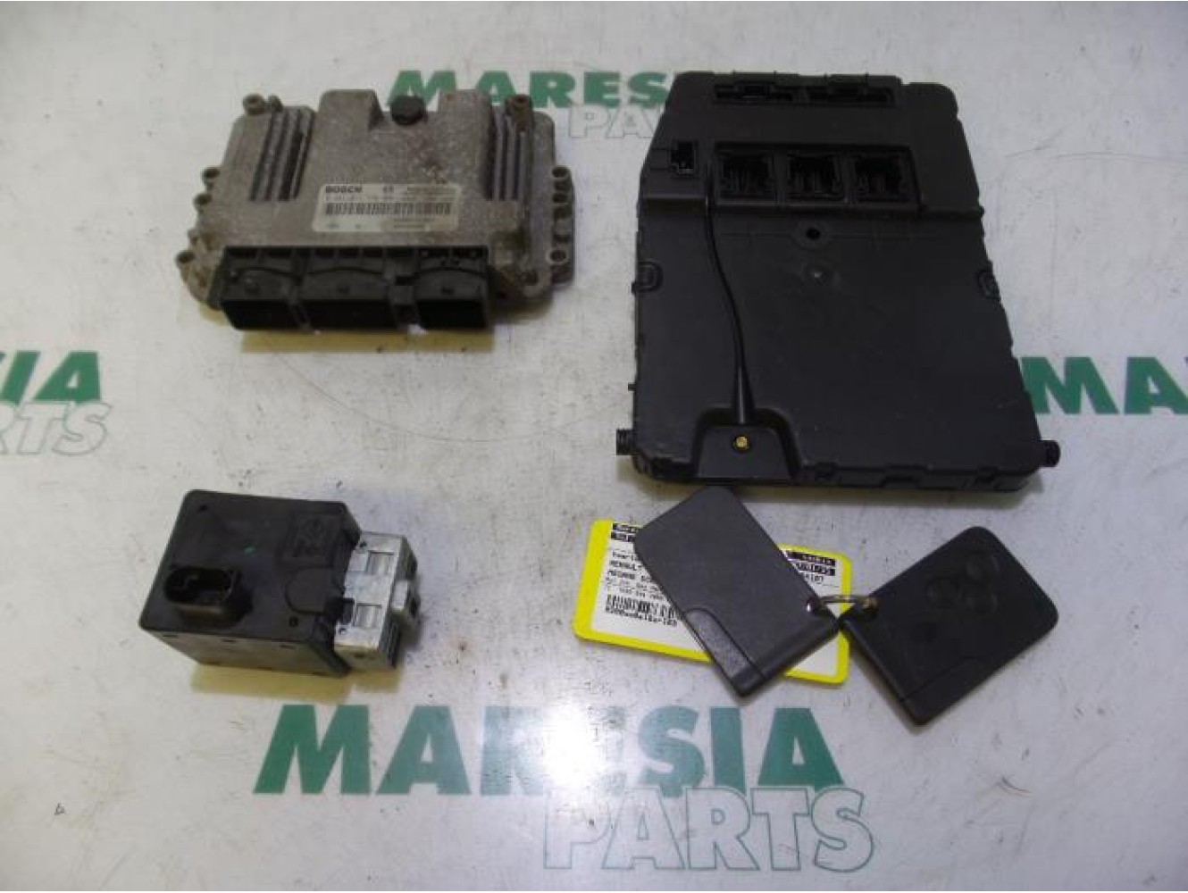 Renault - Megane Scenic - Engine management computer
