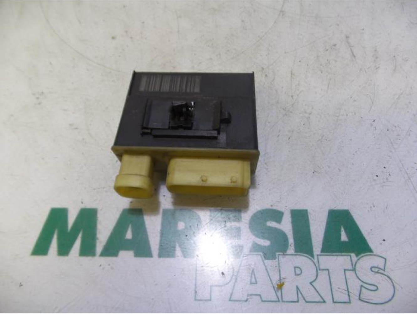 Peugeot - Partner - Glow plug relay