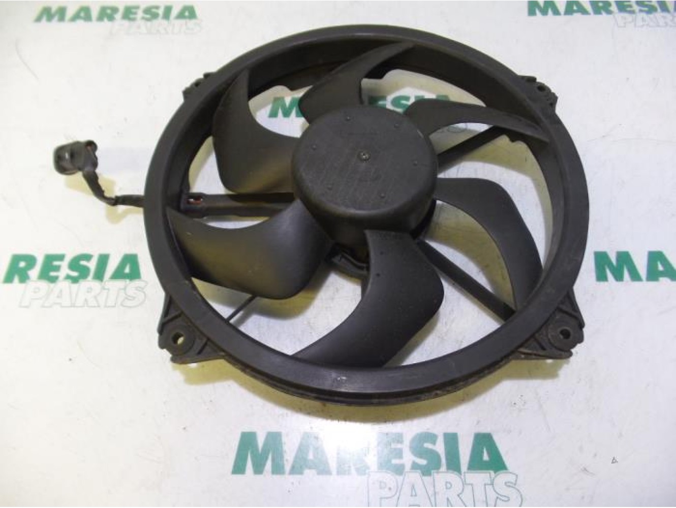 Peugeot - Partner - Fan motor