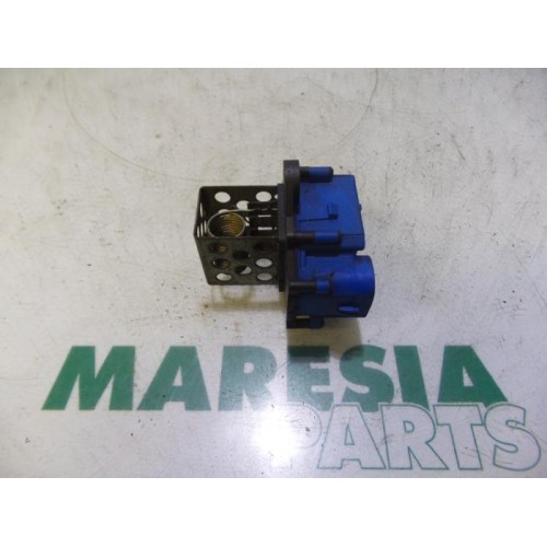 Peugeot - Partner - Cooling fan resistor