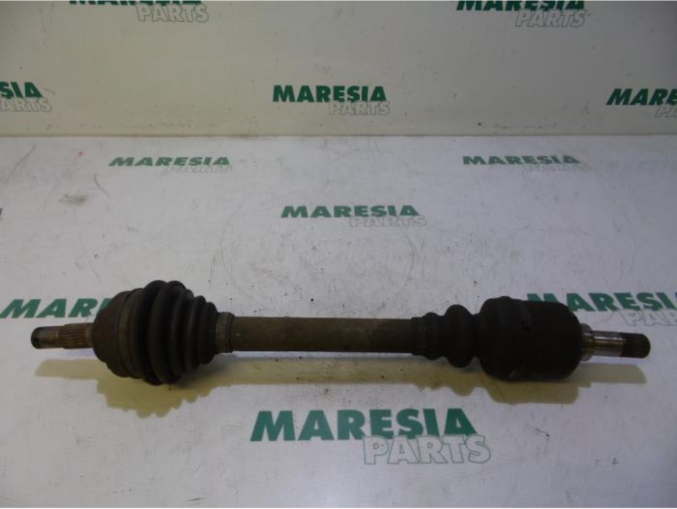 Peugeot - 307 - Aandrijfas links-voor